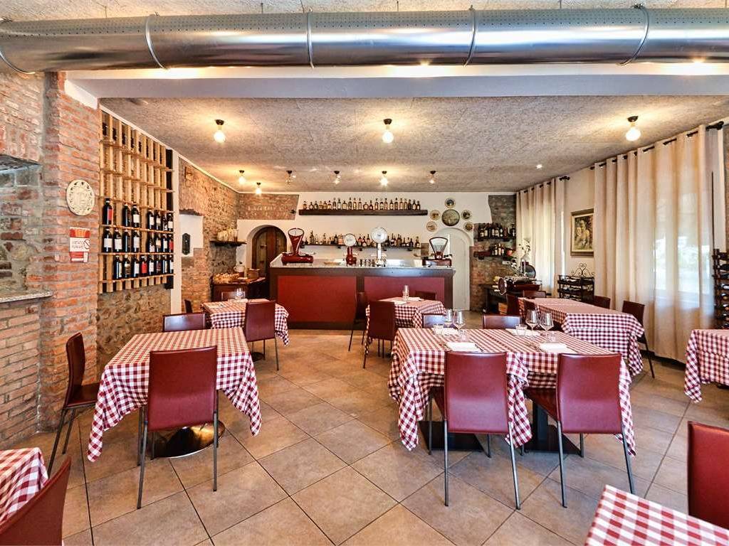 Ristorante, Cassina Rizzardi, Rif. 124303797 - Immobiliare.it