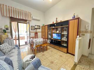 2-room flat via Zara 15, Centro Direzionale, Naples