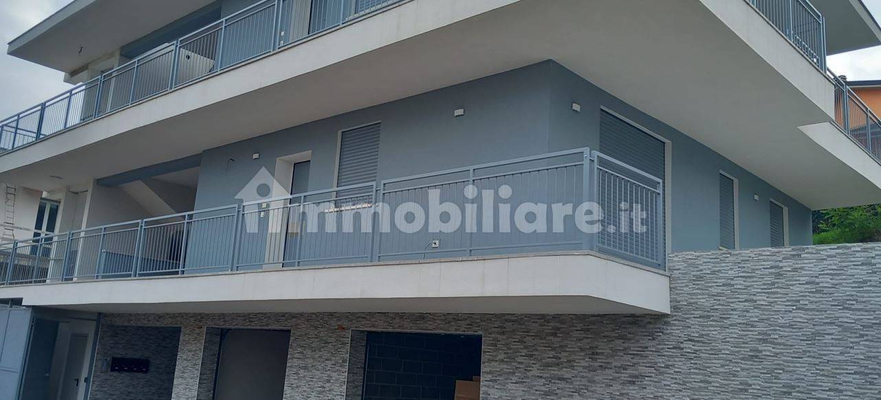 Appartamento in vendita a Peschiera del Garda