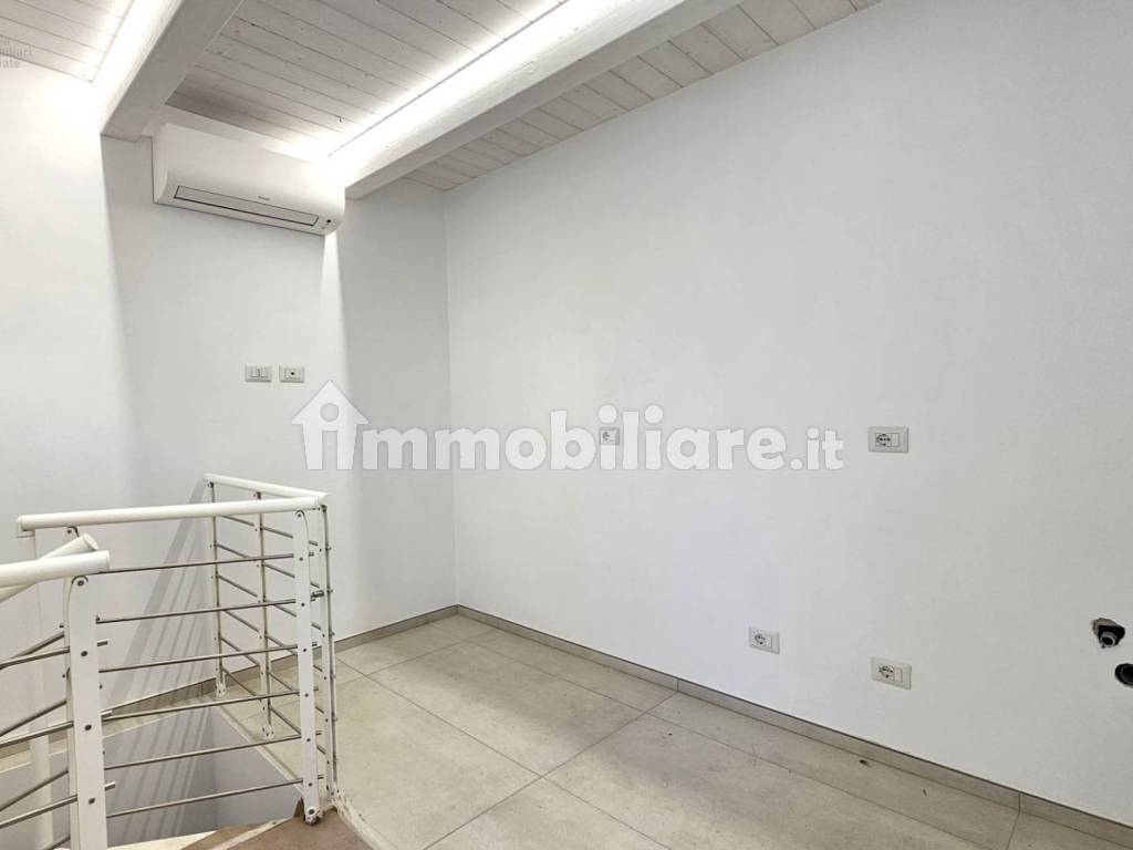 Stanza non arredata