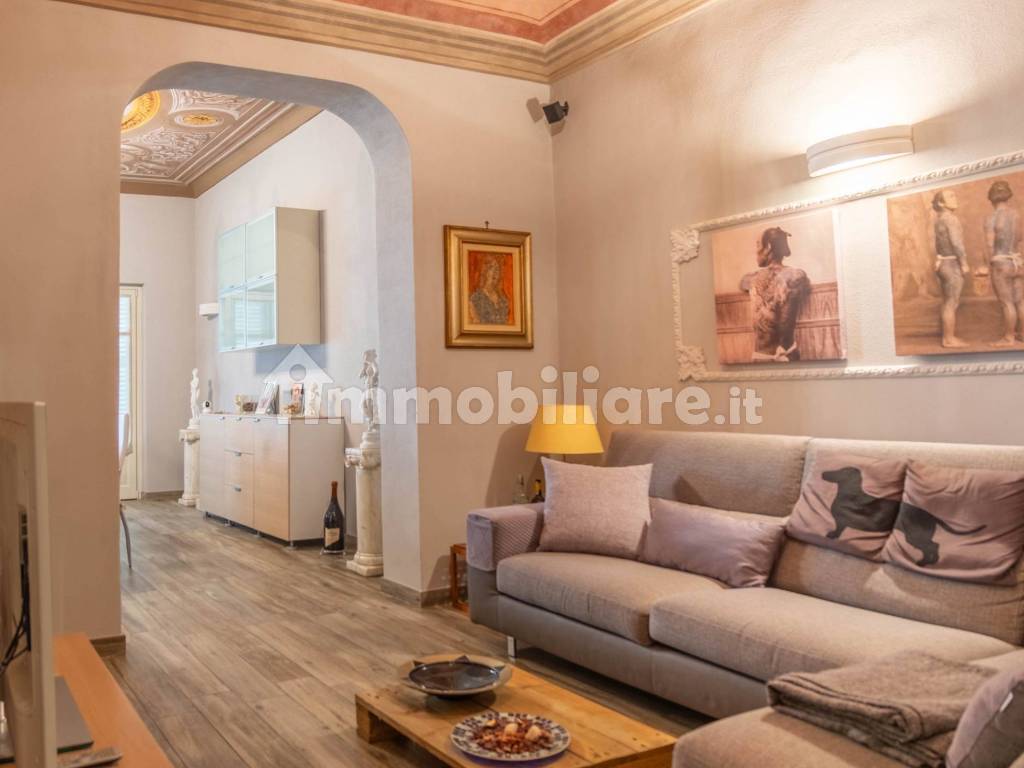 Salone