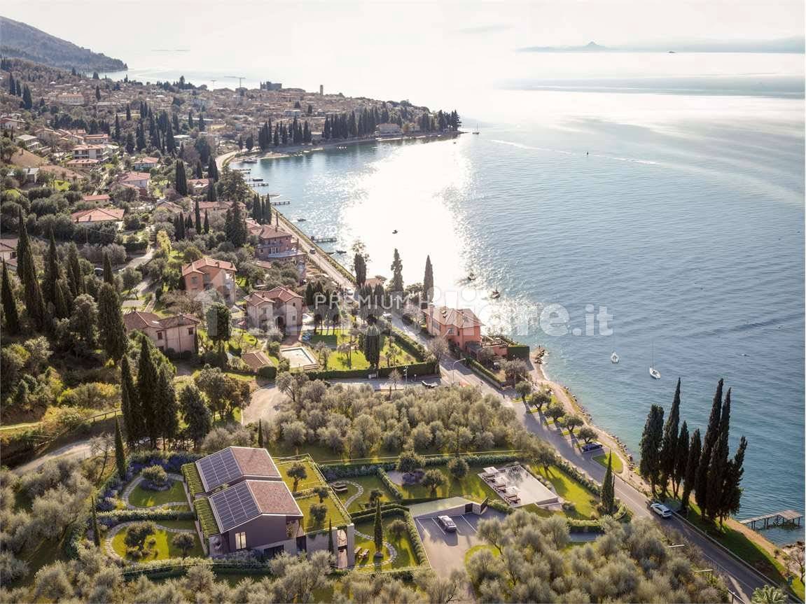 Appartamento in vendita a Torri del Benaco