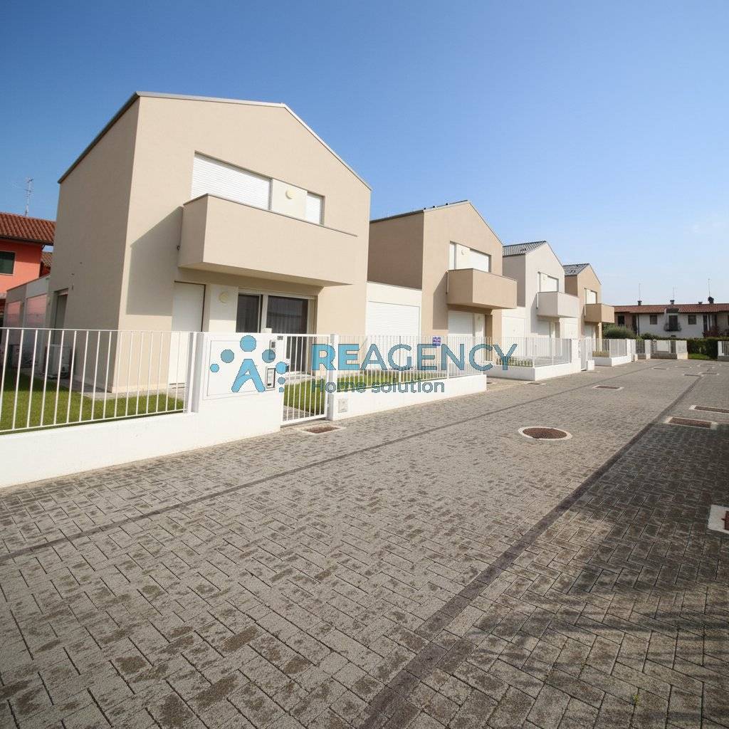 Villetta a schiera - foto 2