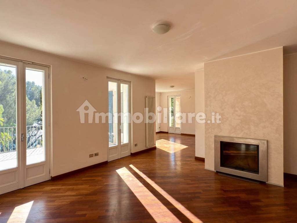 Salone