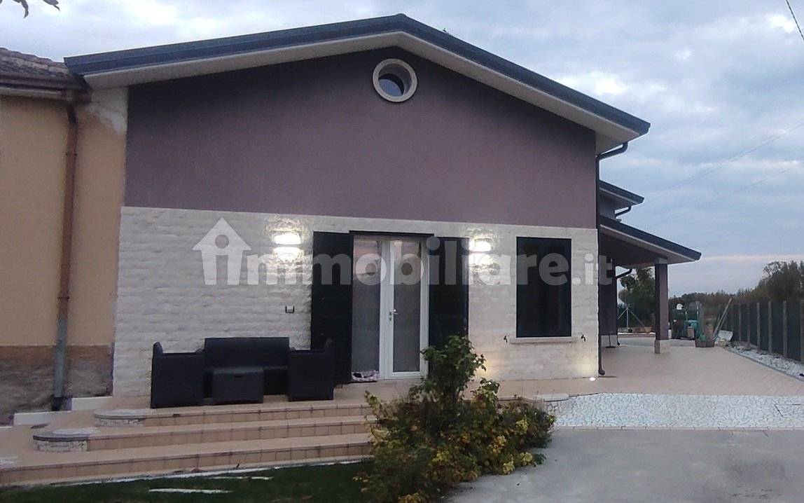 Villa in vendita a Nogara