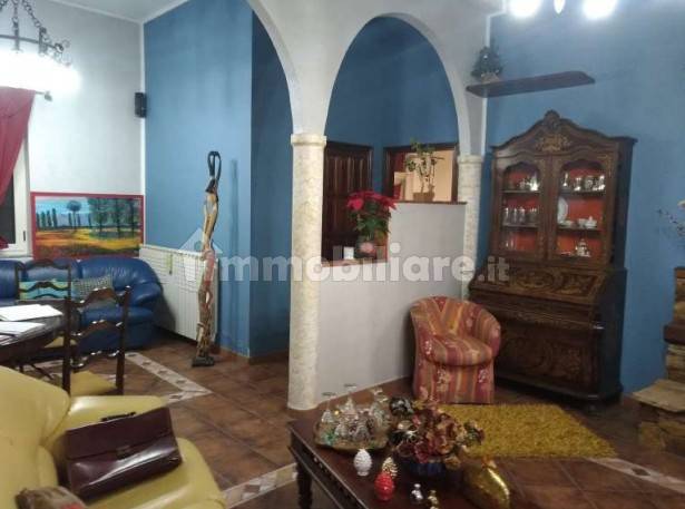 Salone
