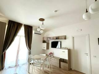 2-room flat via Amerigo Vespucci 9, Garibaldi - Ferrovia, Naples