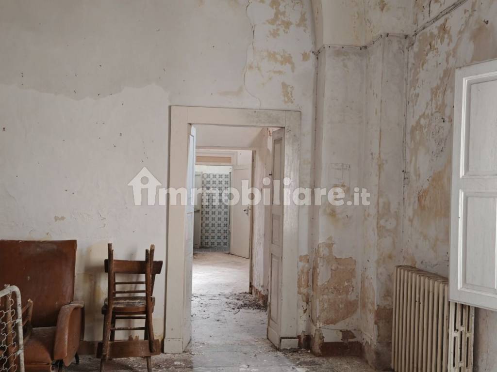 Stanza non arredata