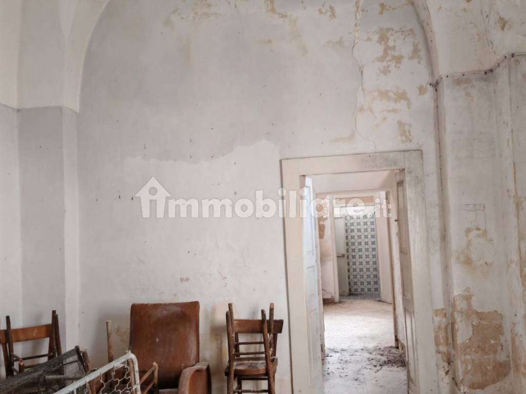 Stanza non arredata