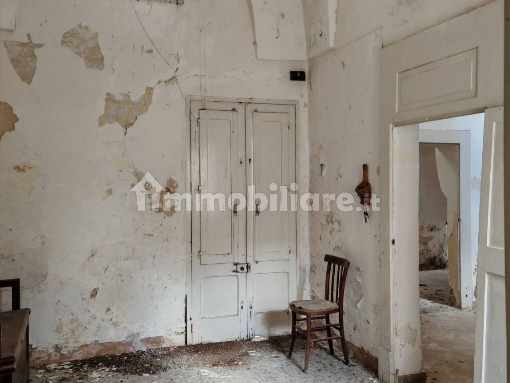 Stanza non arredata