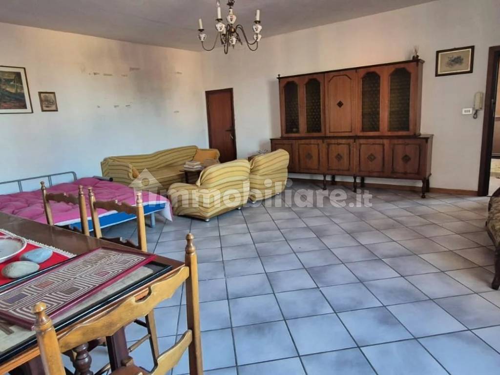 Salone