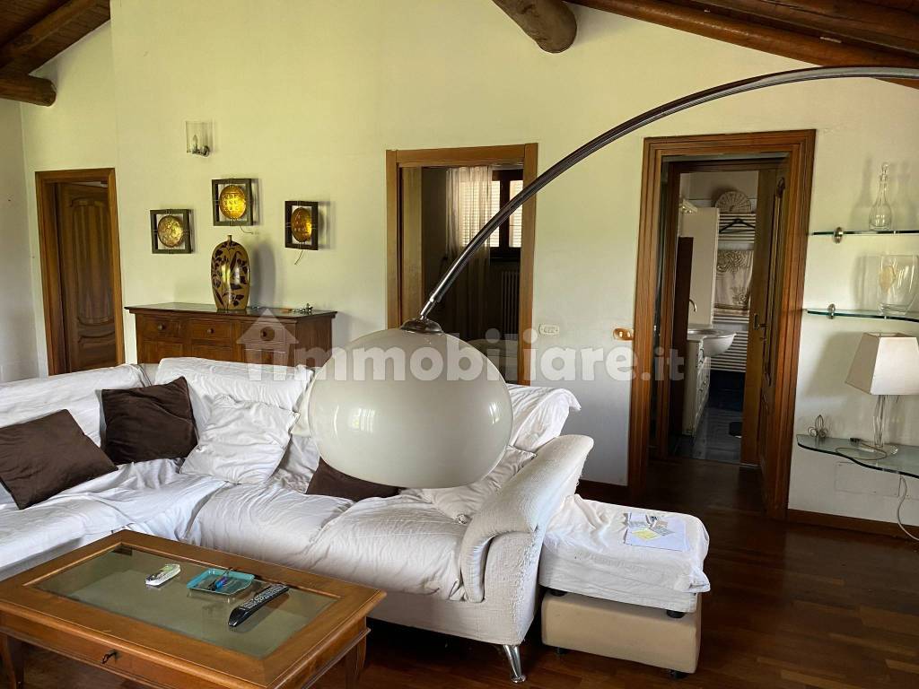 Salone