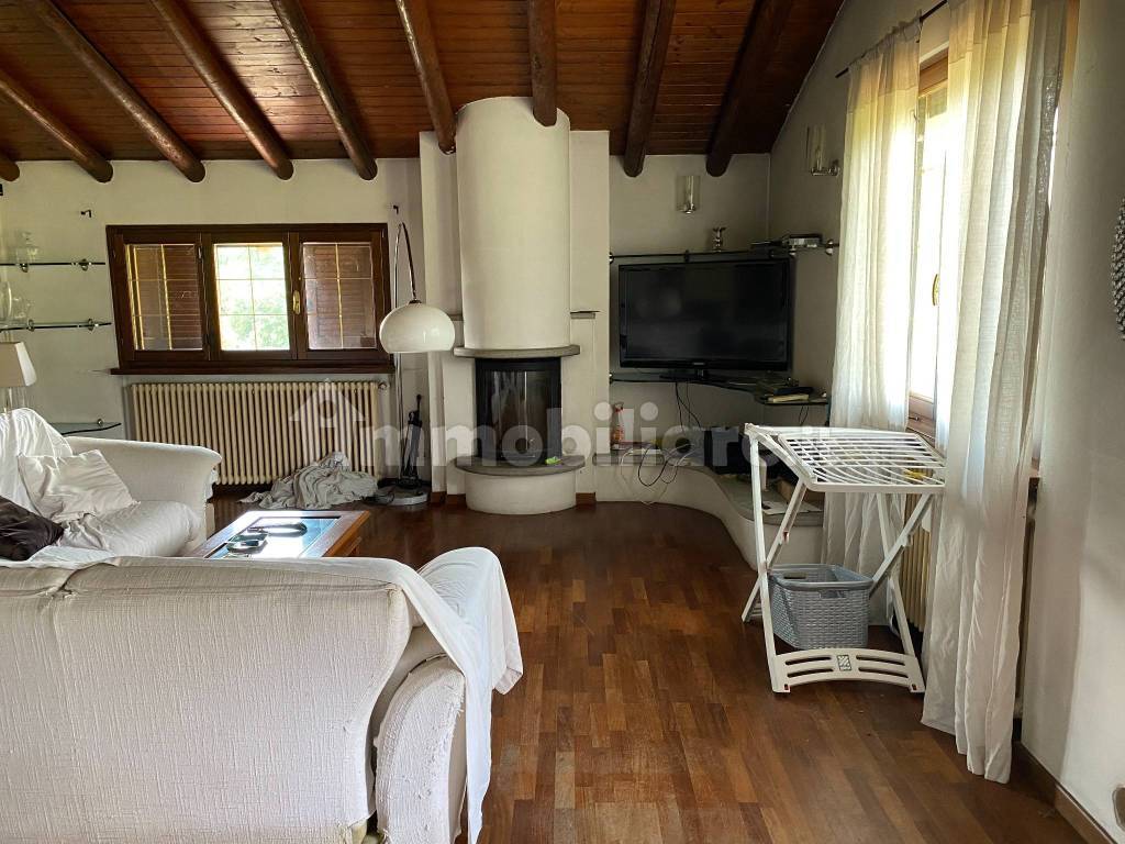 Salone