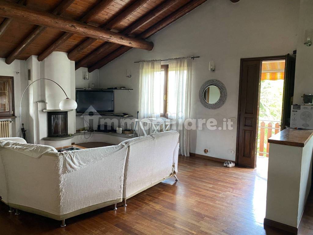 Salone
