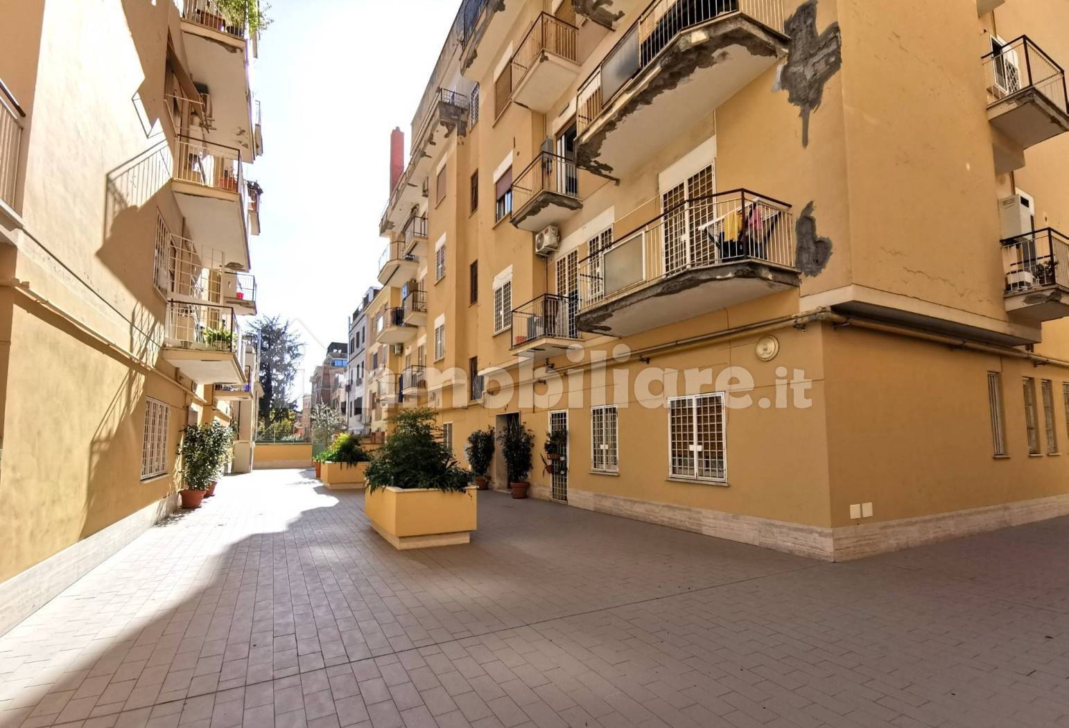 Bilocale via Clemente X, Boccea, Roma