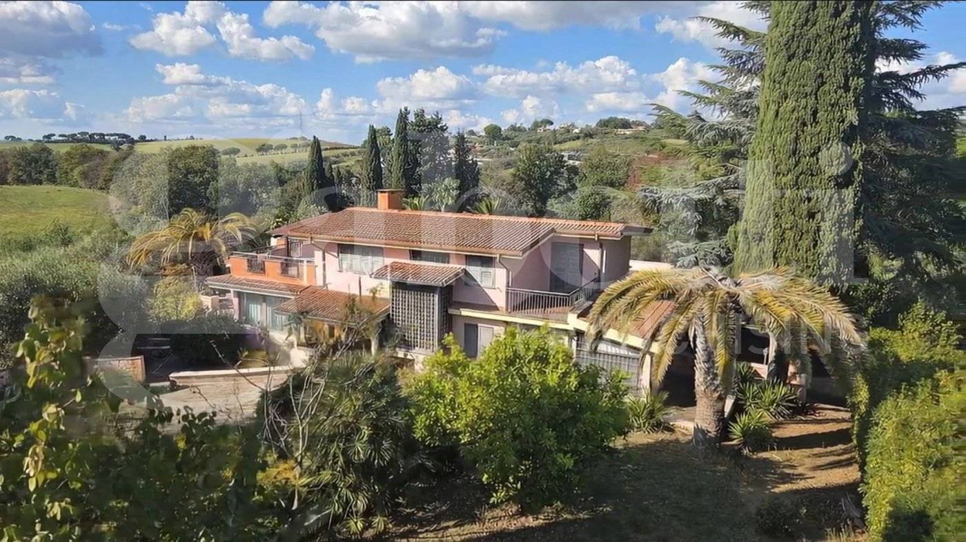 Villa in vendita a Roma