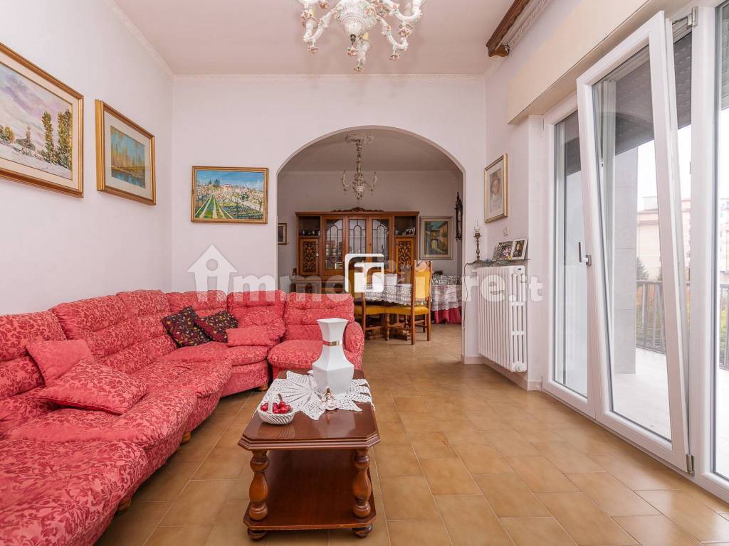 Salone