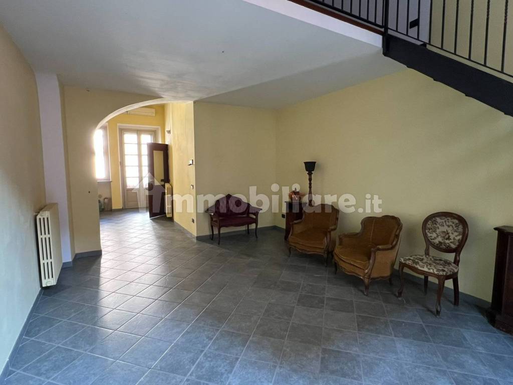 Salone