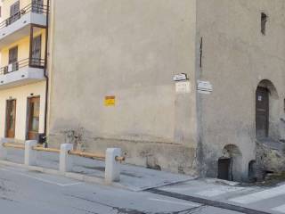 Zona
