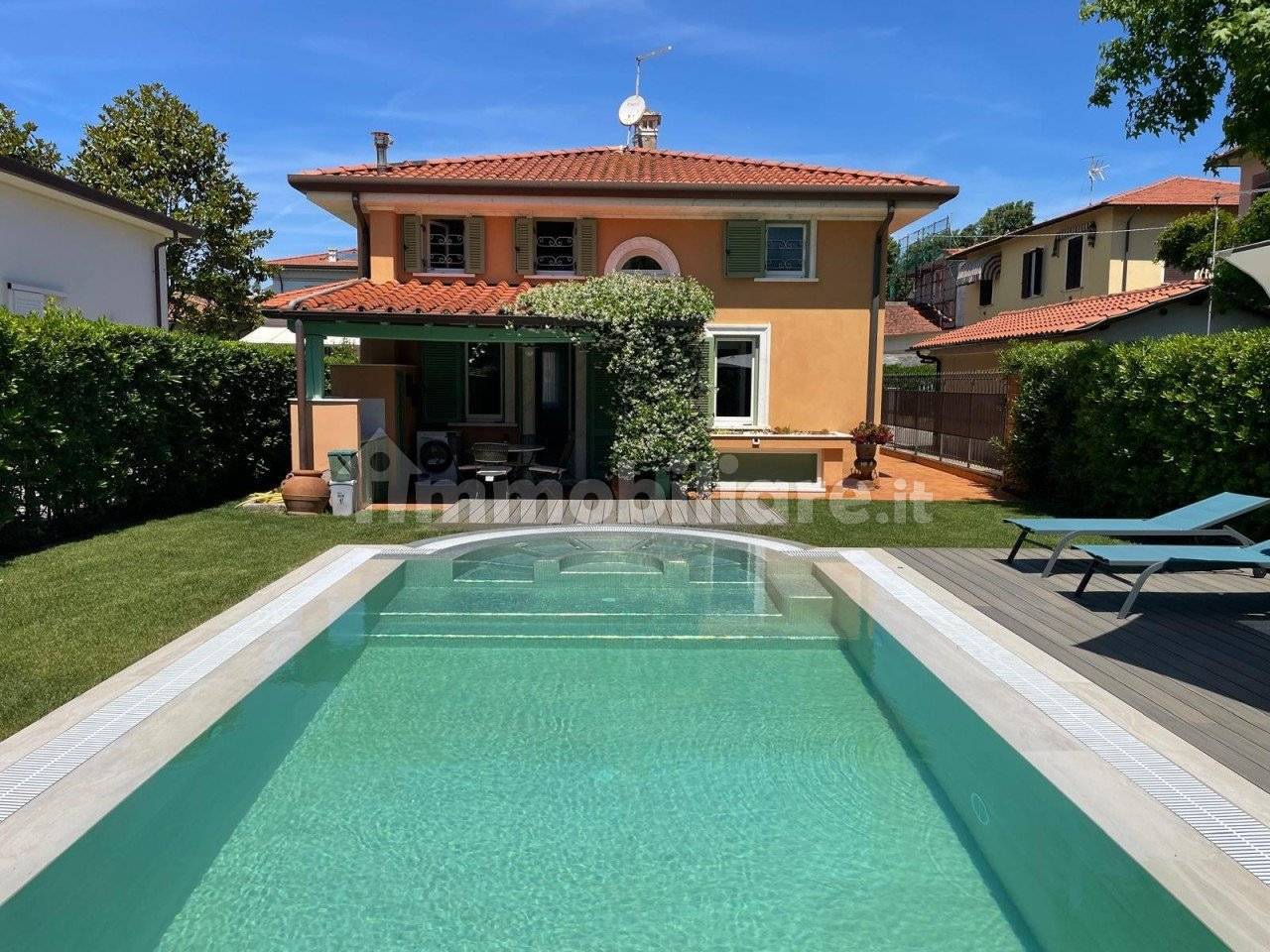 Villa in affitto a Pietrasanta