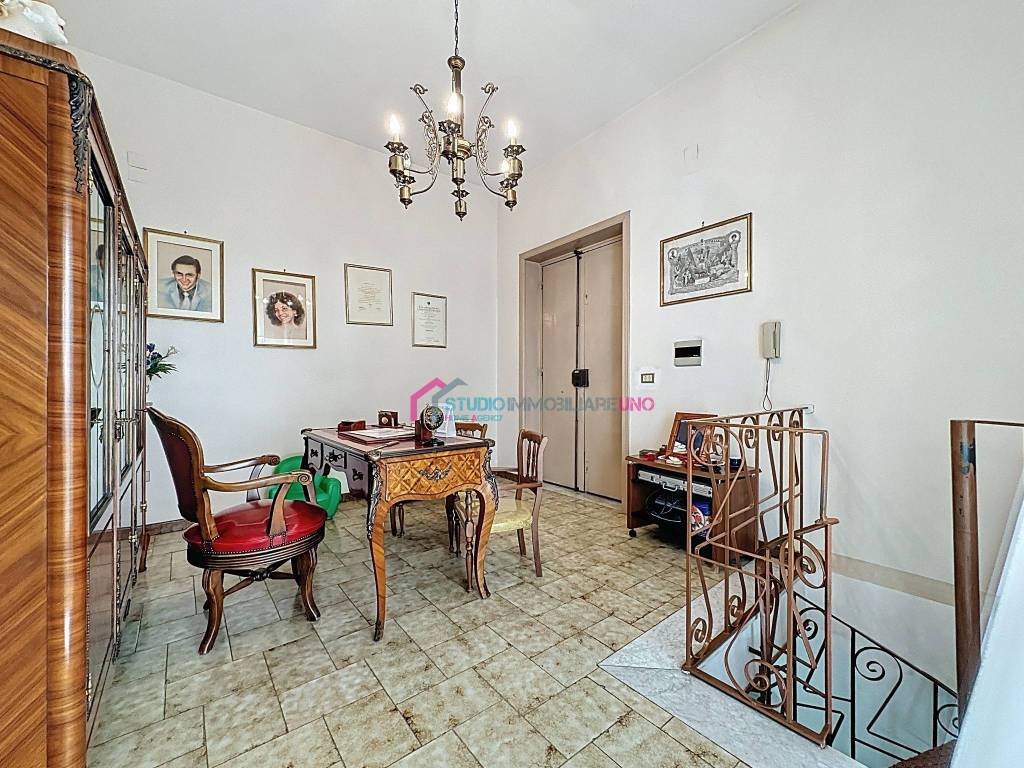 Salone