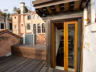 Apartment Castello 4325, San Marco, Venice