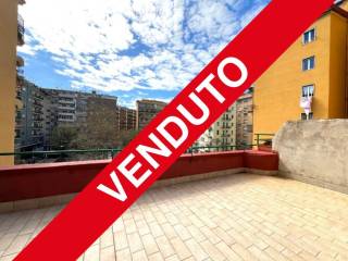 3-room flat piazza dell'Immacolata, Arenella, Naples