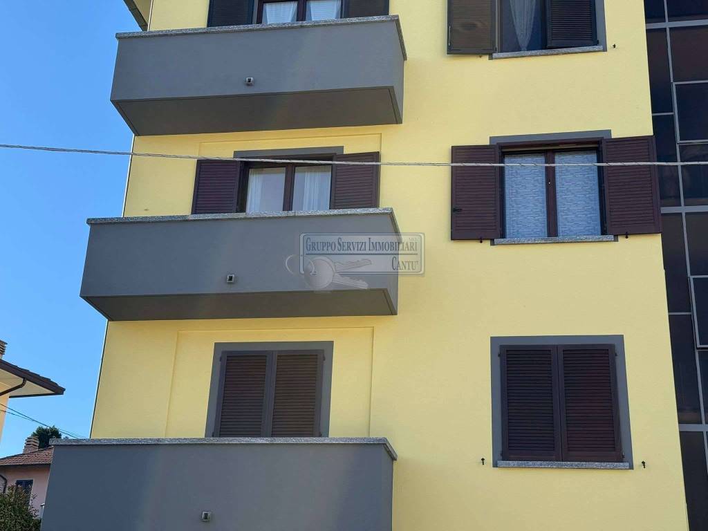 vendita-appartamento-cant-quadrilocale-in-via-mazzini-snc-piano