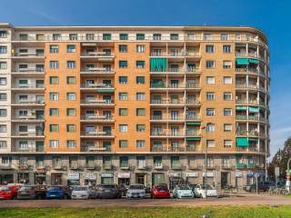 4-room flat largo Orbassano 60, Santa Rita, Turin