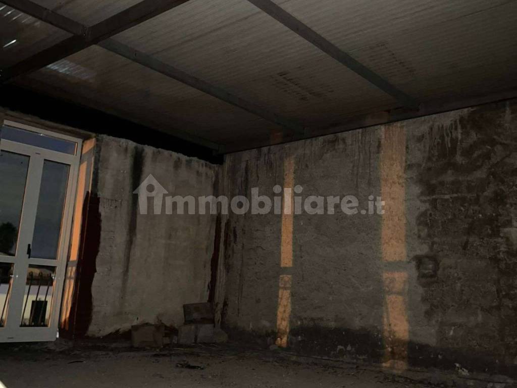 Stanza non arredata