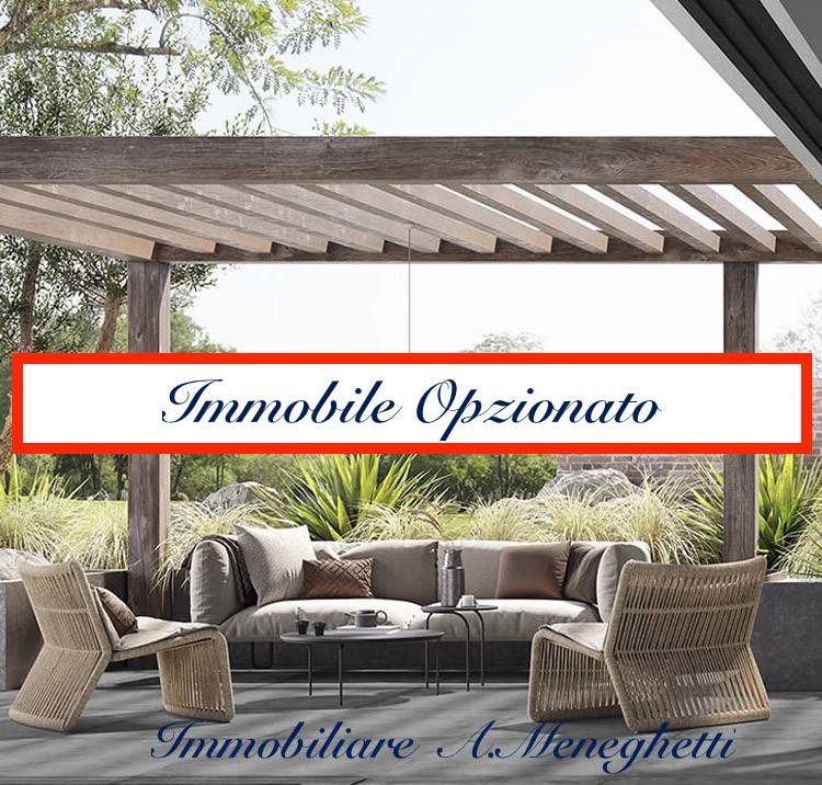 Villa in vendita a Caprino Veronese