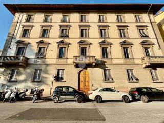 Apartment Appartamento via Francesco Crispi 2, Leopoldo - Vittorio Emanuele - Statuto, Florence