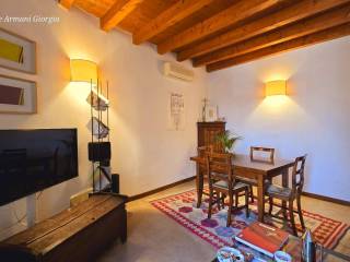 2-room flat via Scrimiari, Veronetta, Verona