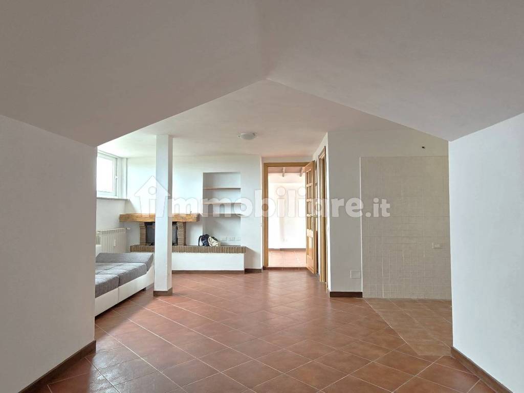 Attico via Simonide 35, Axa, Roma