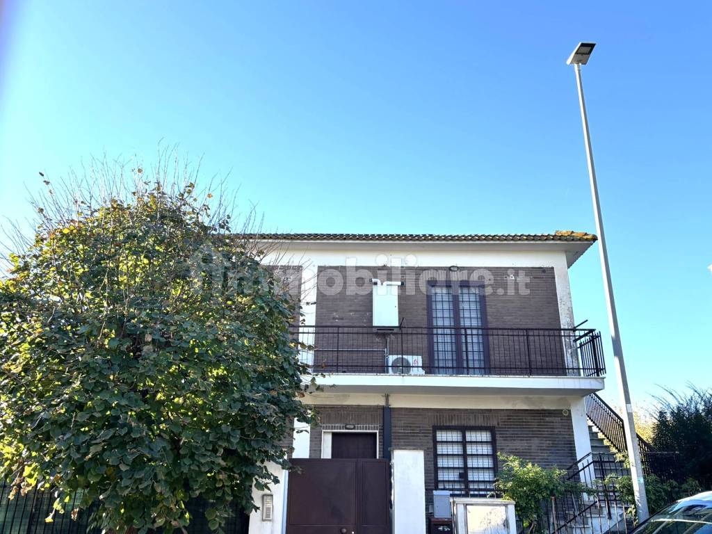 Bilocale via Saracena, Centro Giano, Roma