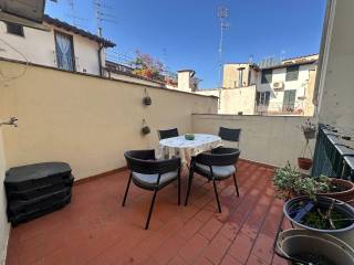 4-room flat via Faenza 4, Duomo, Florence
