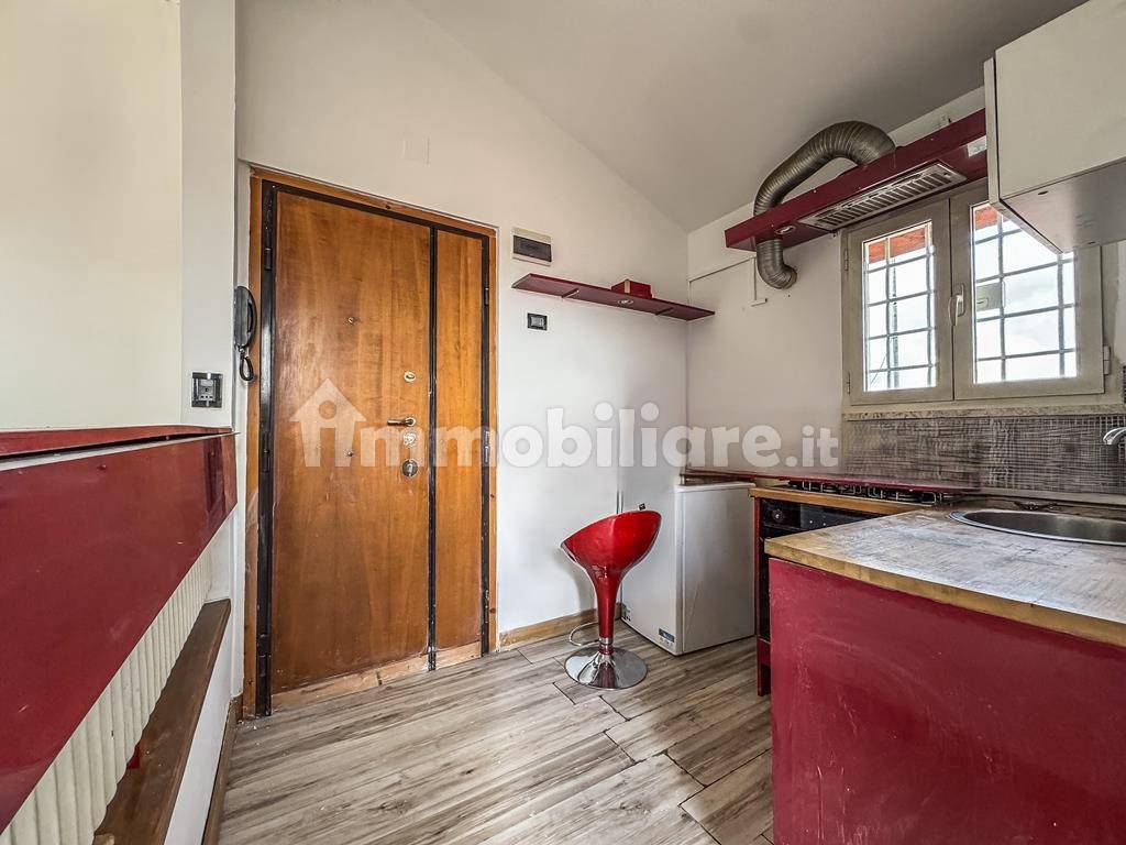 Casa Rondini Roma Vendita Attico in via delle Rondini Roma. Buono stato, con balcone, rif ...