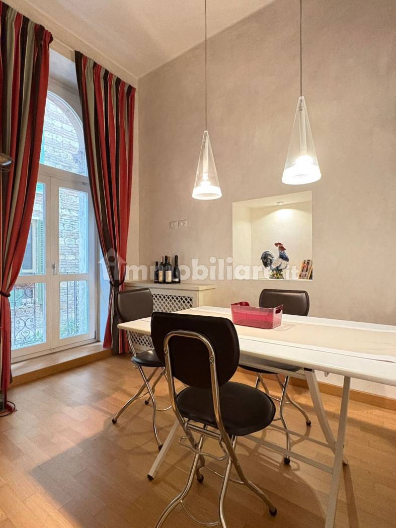 Appartamento in affitto a Verona