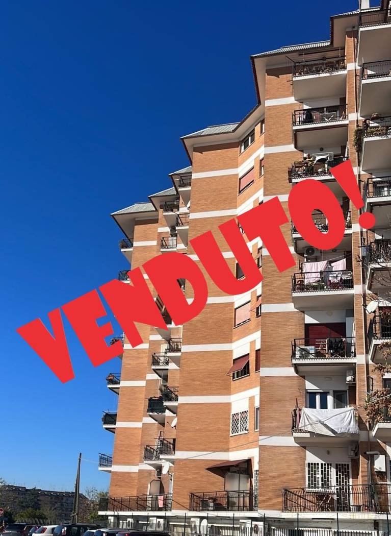 Appartamento in vendita a Roma