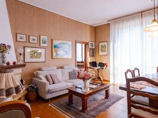 Villa unifamiliare via Lorenteggio 172, Lorenteggio, Milano