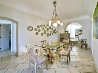 Salone