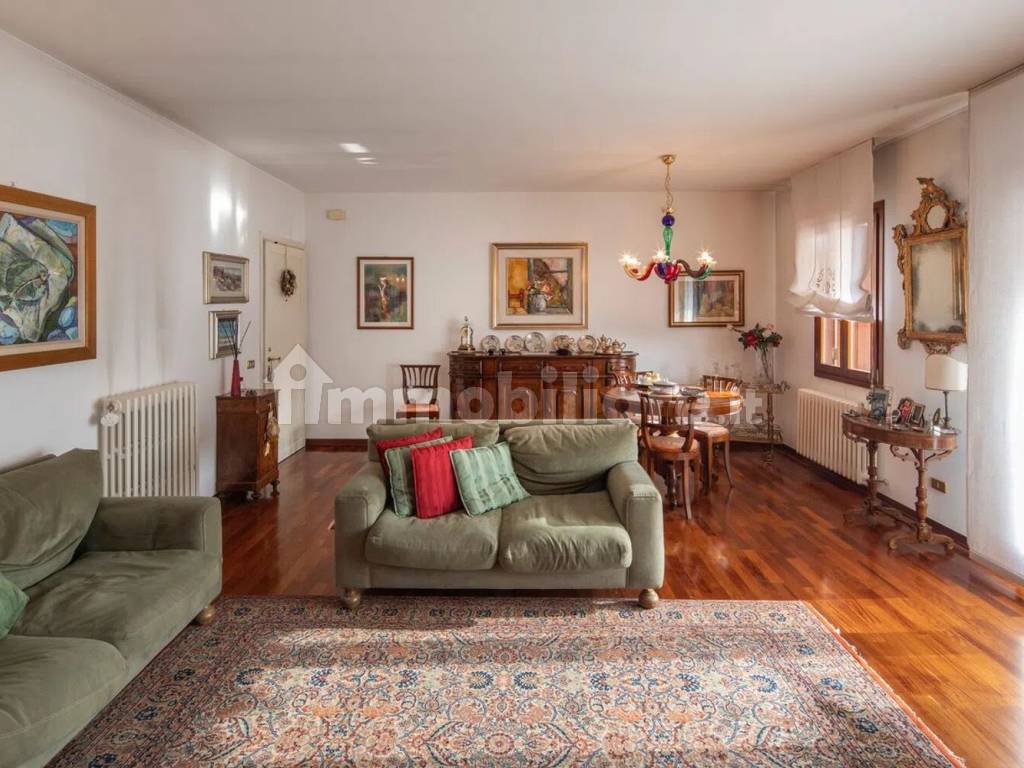 Vendita Appartamento Treviso. Quadrilocale, Buono stato, primo piano ...