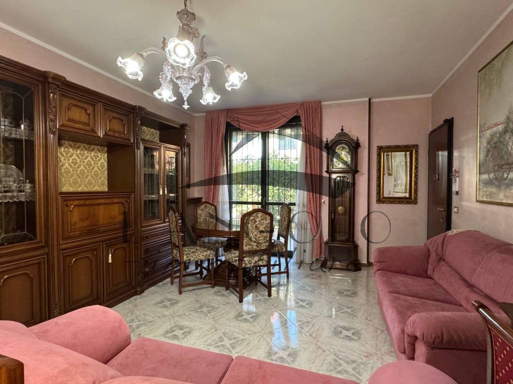 Vendita Appartamento Corbetta. Trilocale, Ottimo stato, su più livelli ...