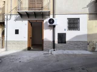 2-room flat salita Belmonte 40, Acquasanta, Palermo
