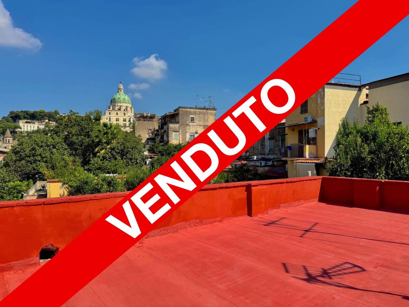 Appartamento in vendita a Napoli