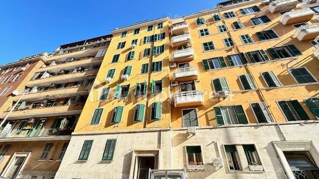 Trilocale via Antonio degli Effetti, Appio Latino, Roma