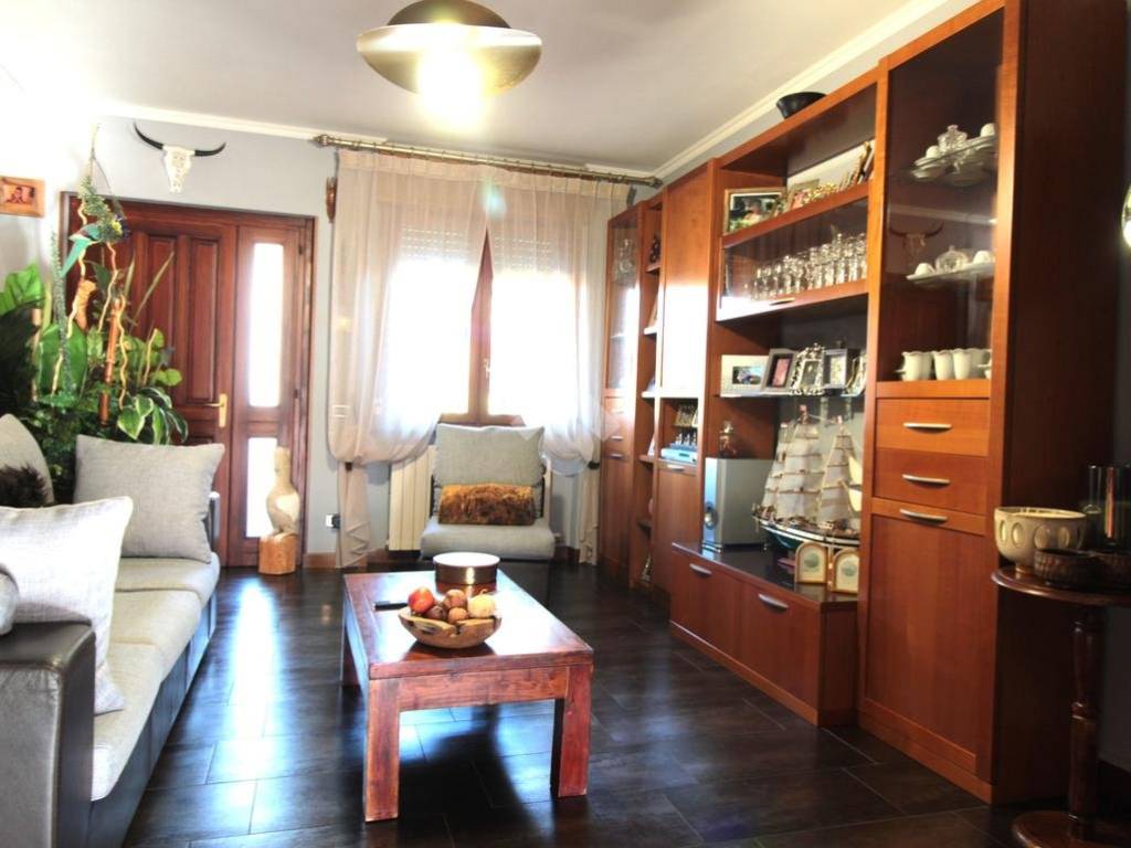 Salone
