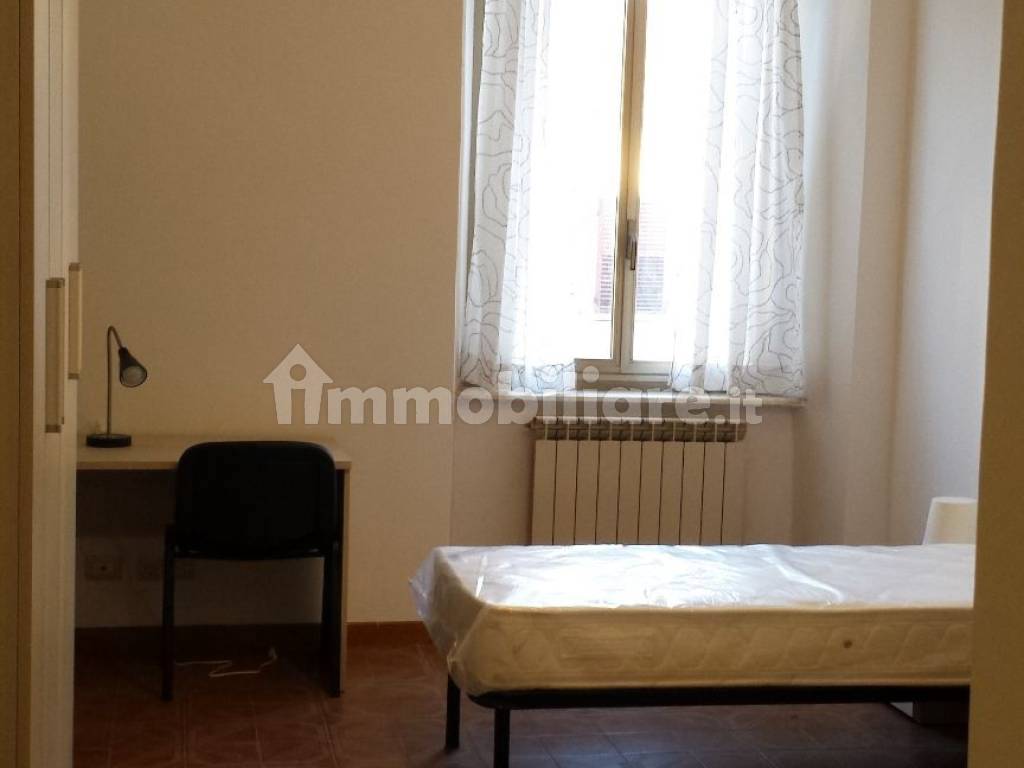 Stanza doppia in Borgo Vittoria, foto 3 di 9