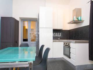 3-room flat via Farini, Santo Stefano, Bologna