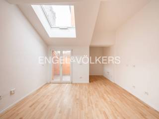 2-room flat via Altabella 1, Centro Storico, Bologna